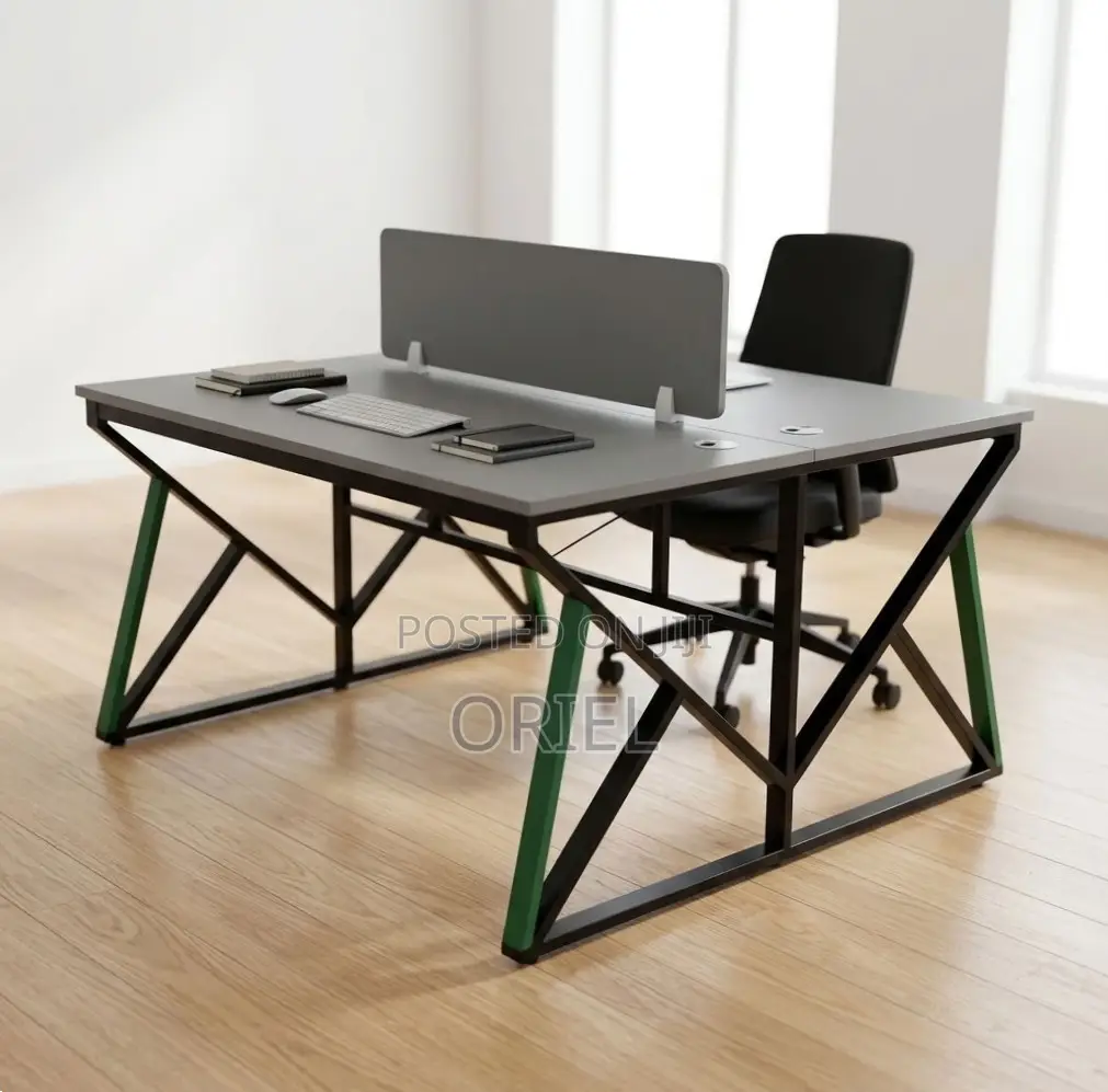 Office Workstation : Black 2-Seater Office Workstation