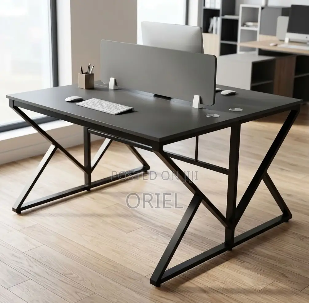 Office Workstation : Black 2-Seater Office Workstation