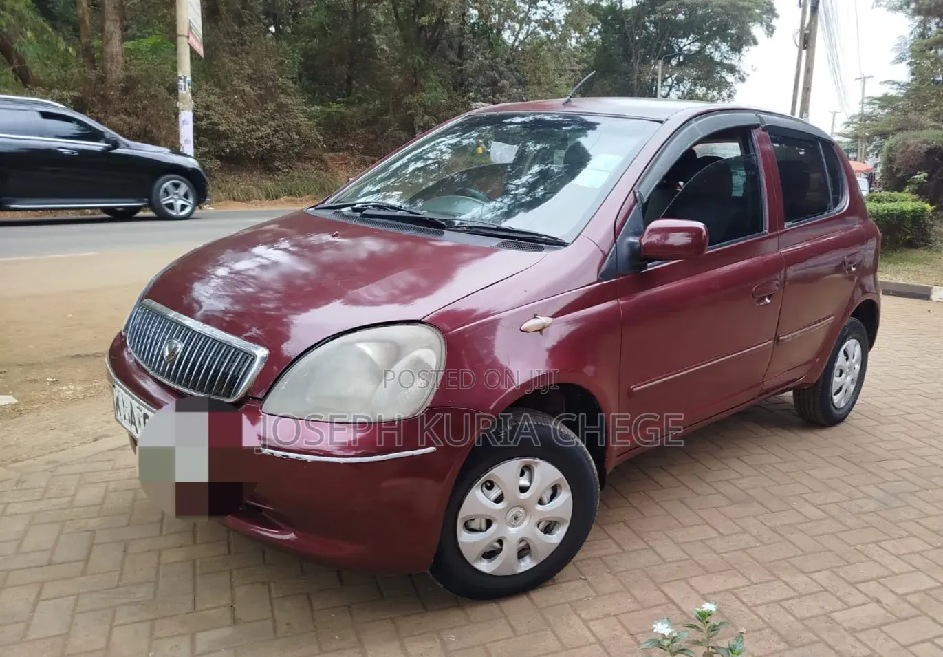 Toyota Vitz 2001 Maroon