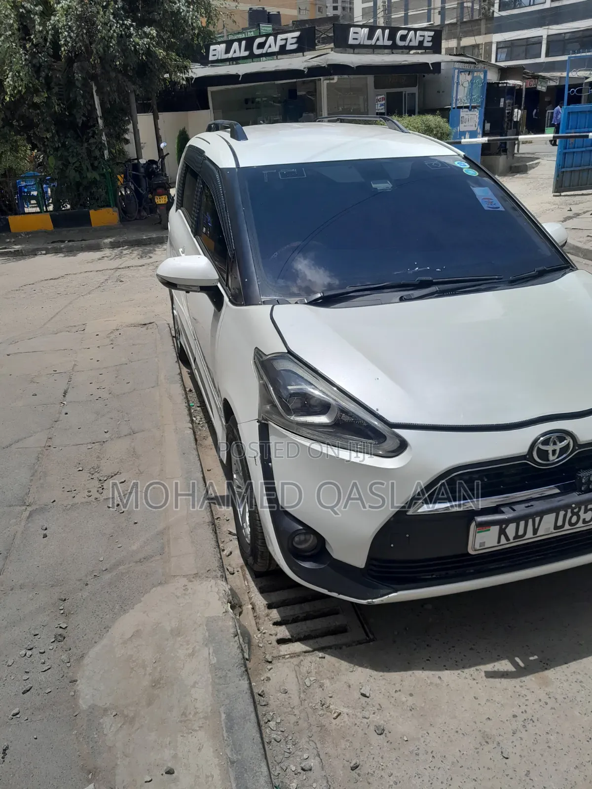 Toyota Sienta 2018 White