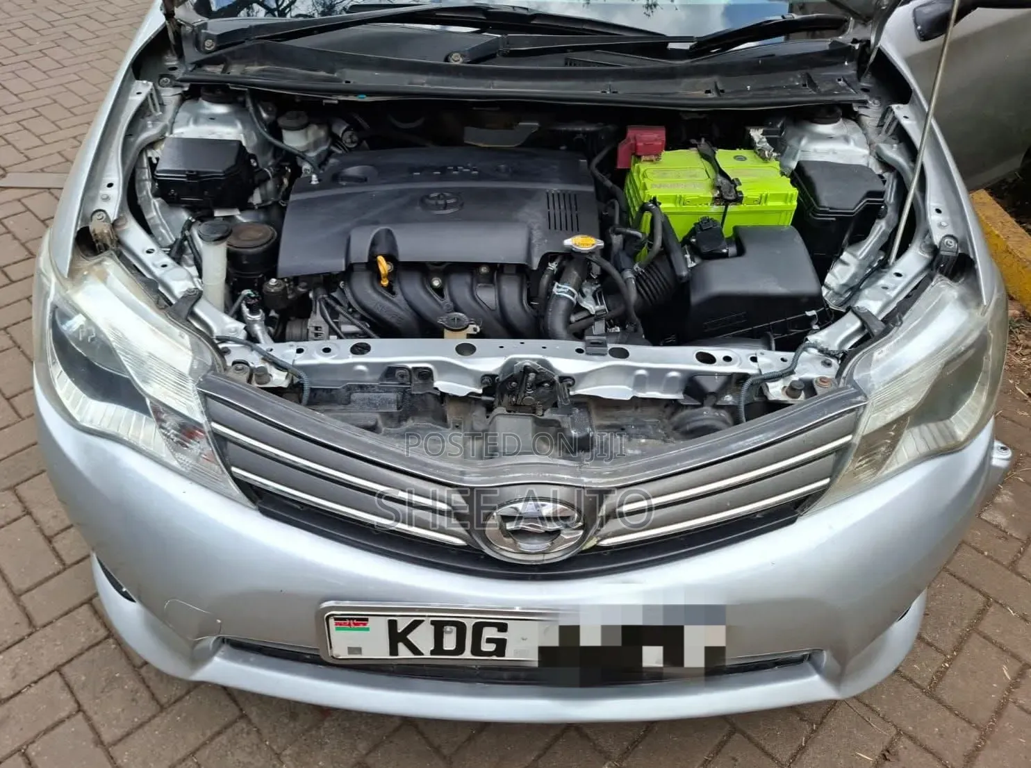 Toyota Axio 2014 Silver
