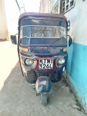 Bajaj RE 2015 Black