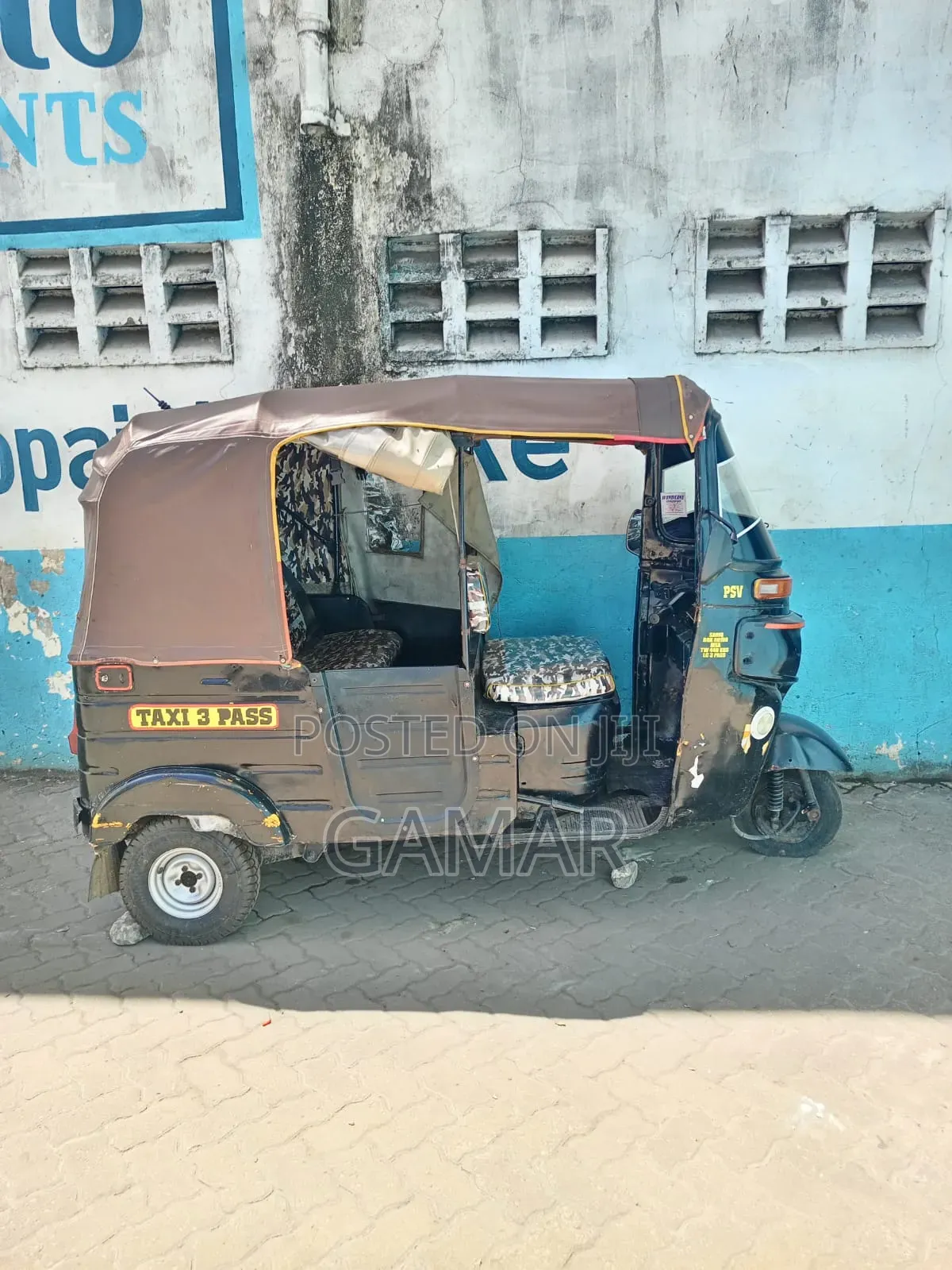 Bajaj RE 2015 Black