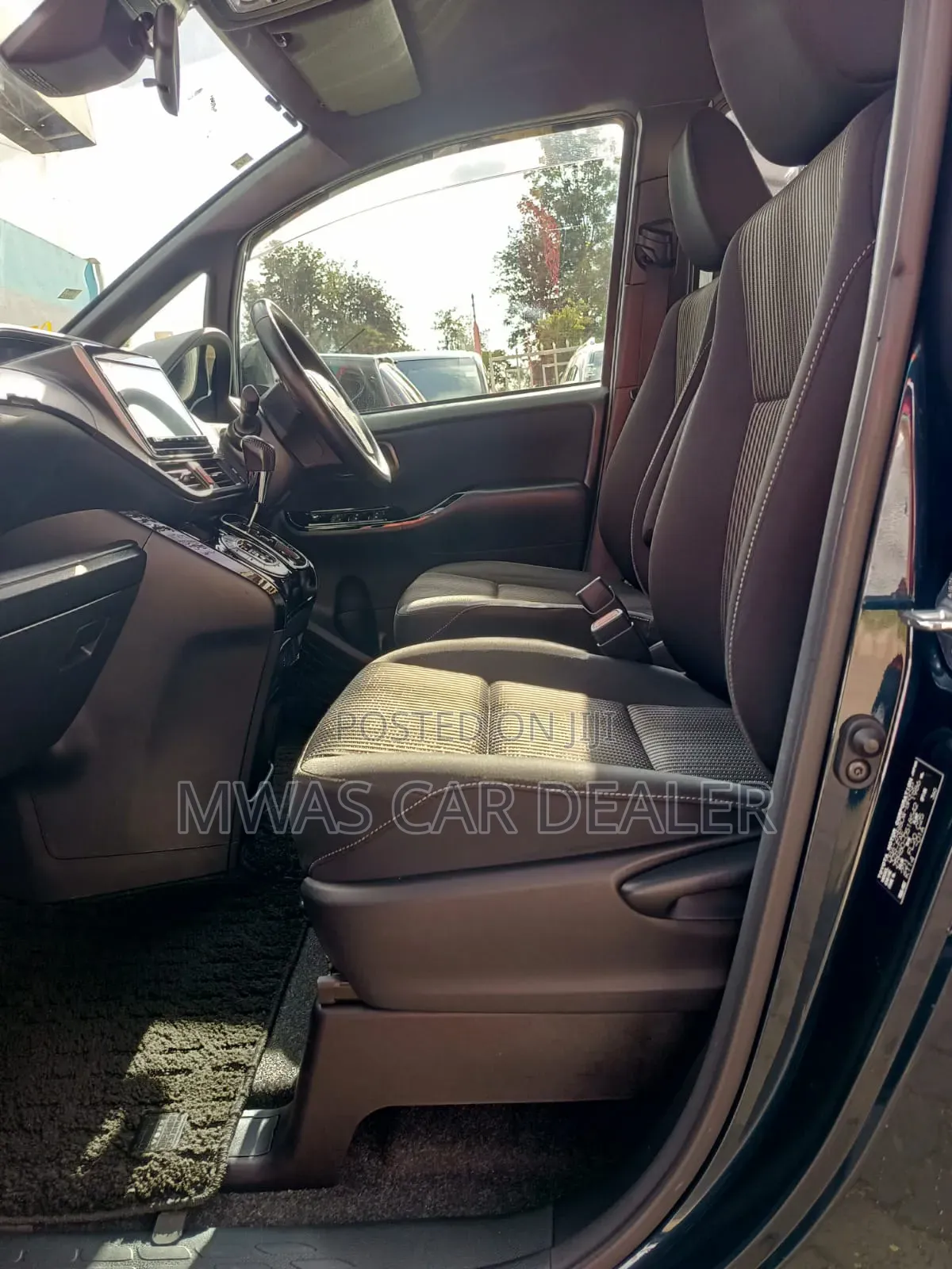 Toyota Voxy 2019 Blue
