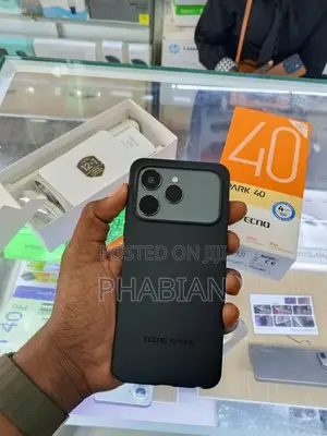 Tecno Spark 40 128 GB Black
