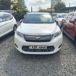 Toyota Harrier 2.0 2016 White