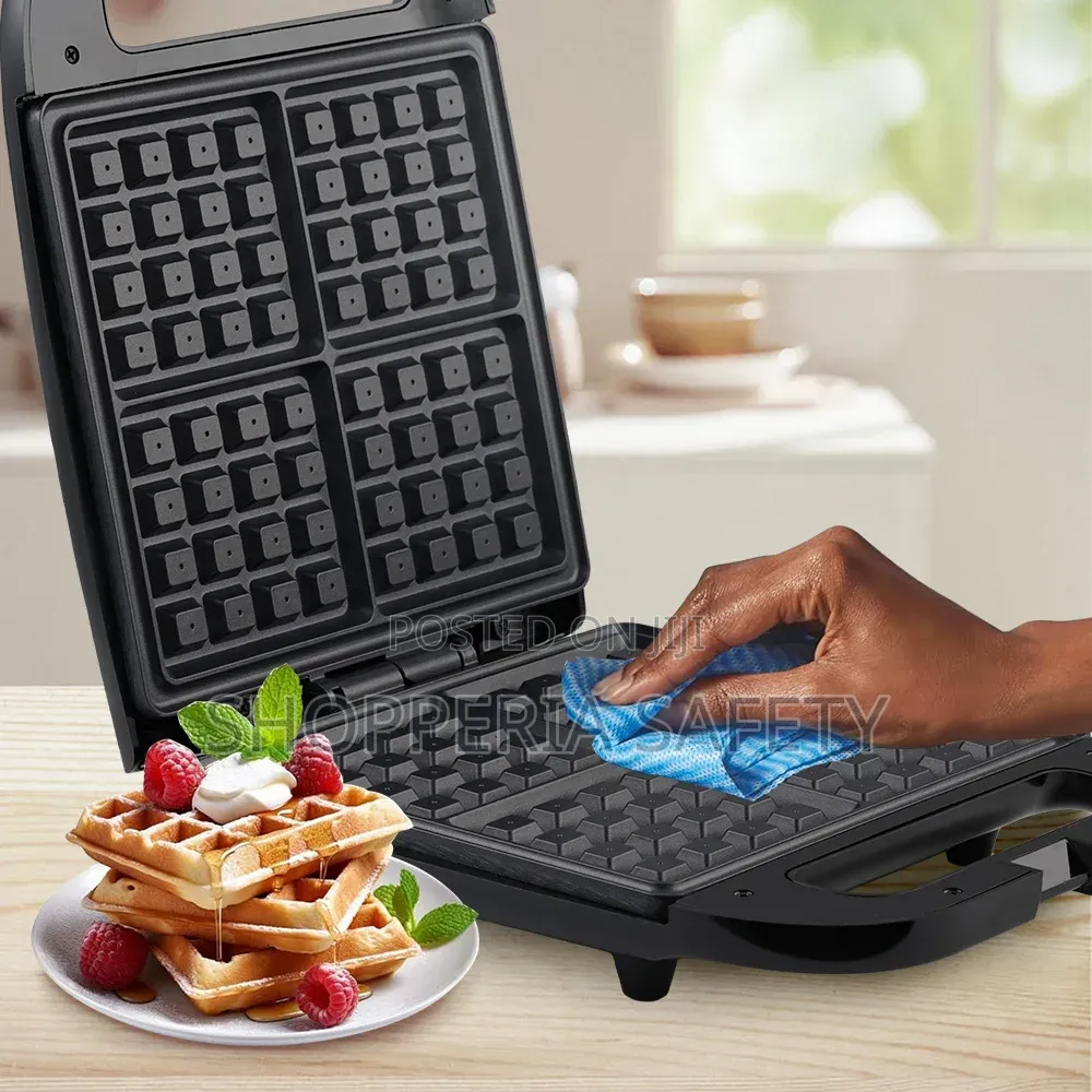 4 Slice STAR Waffle Maker