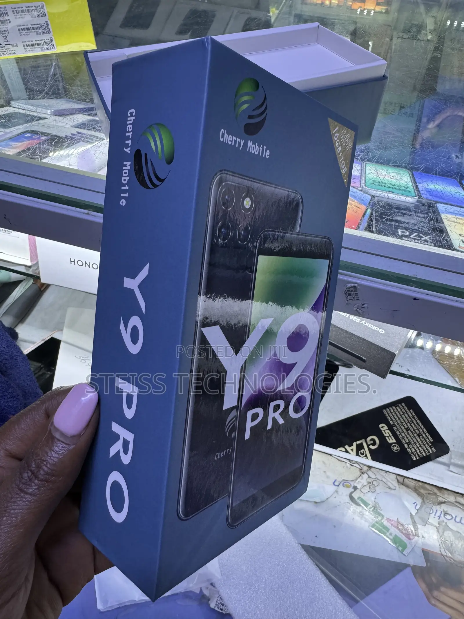 New Mobile Phone 16 GB Black