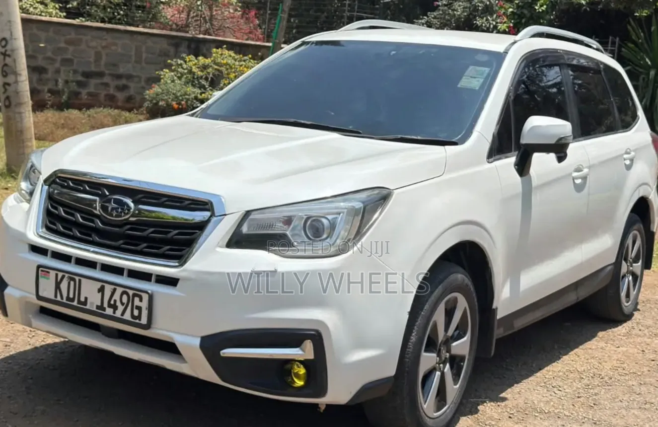 Subaru Forester 2.0XT Touring AWD 2016 White