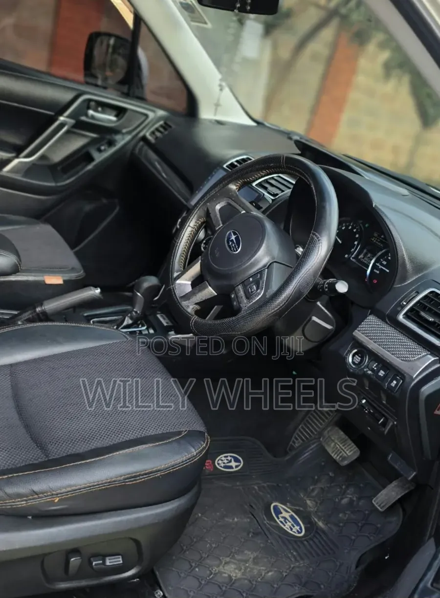 Subaru Forester 2.0XT Touring AWD 2016 White