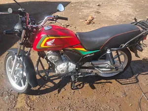 Honda XL 125 2021 Red