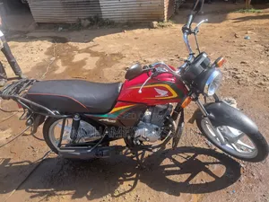 Honda XL 125 2021 Red