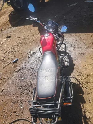 Honda XL 125 2021 Red