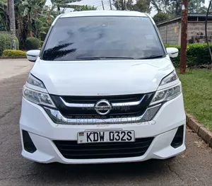 Nissan Serena 2018 White