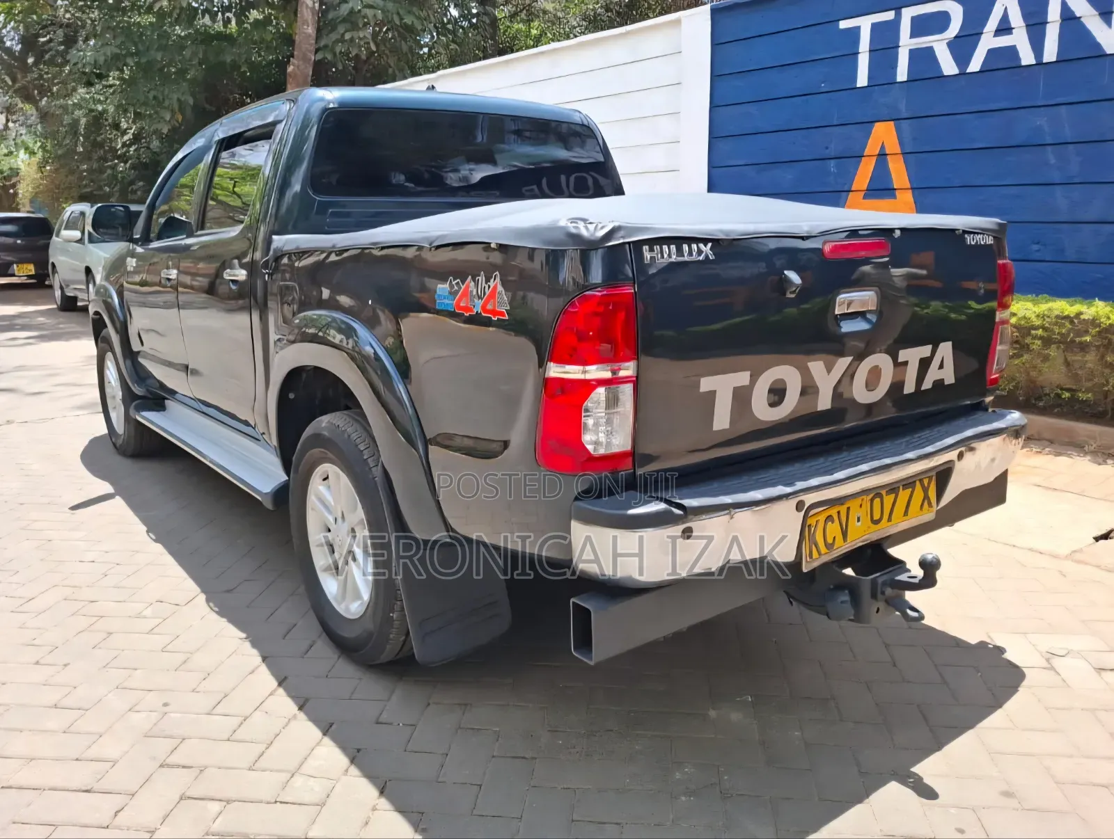 Toyota Hilux 2012 Black