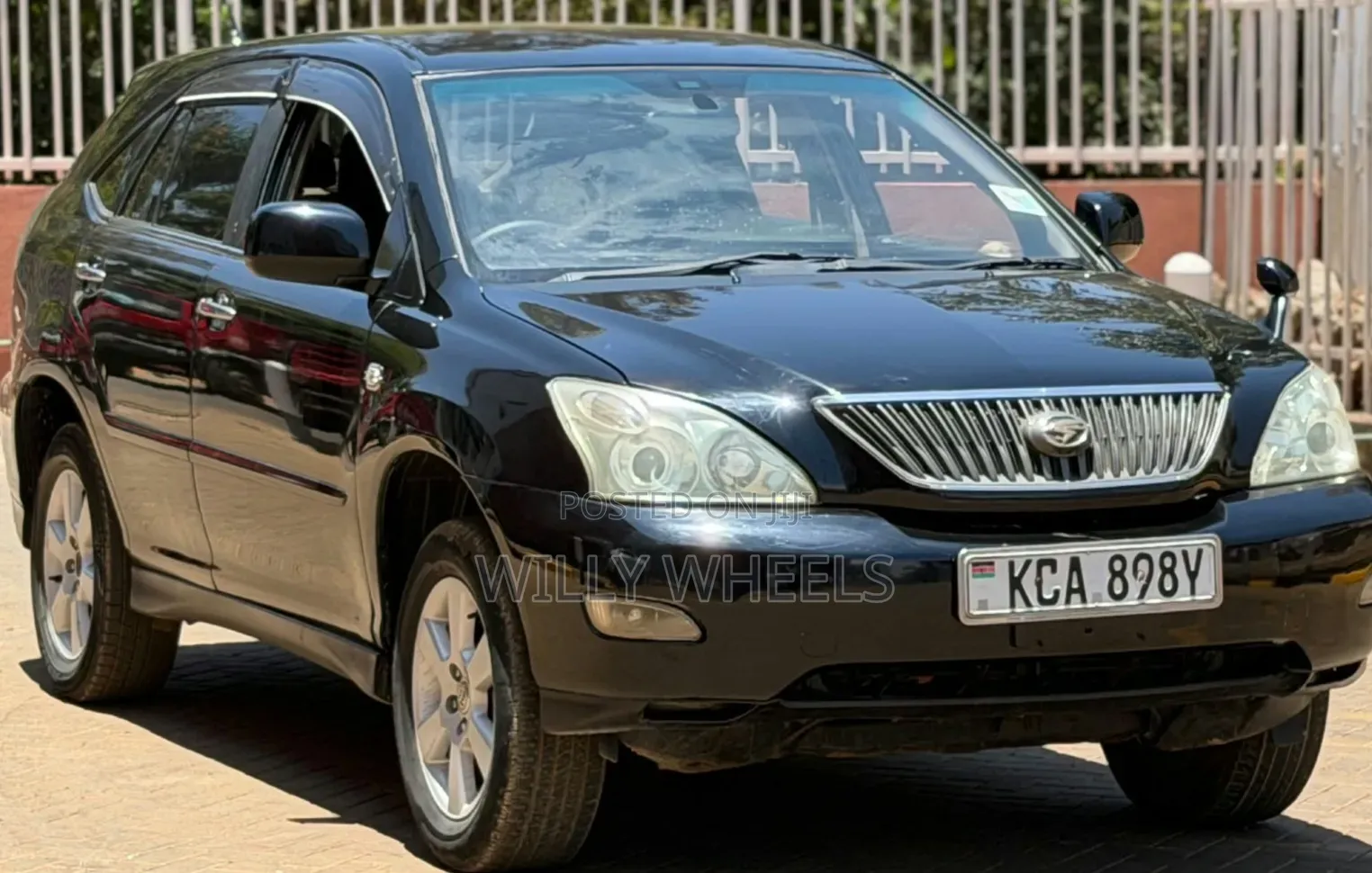 Toyota Harrier 2.4 2007 Black