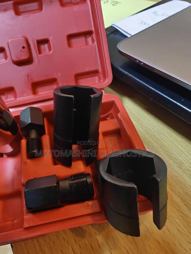 5 Piece Kit Vehicle Oxygen Sensor Socket Removal and Fitting Kit - thumbnail 2