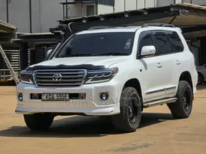 Toyota Land Cruiser 4.5 V8 VXR 2008 White