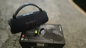 JBL Charge 6