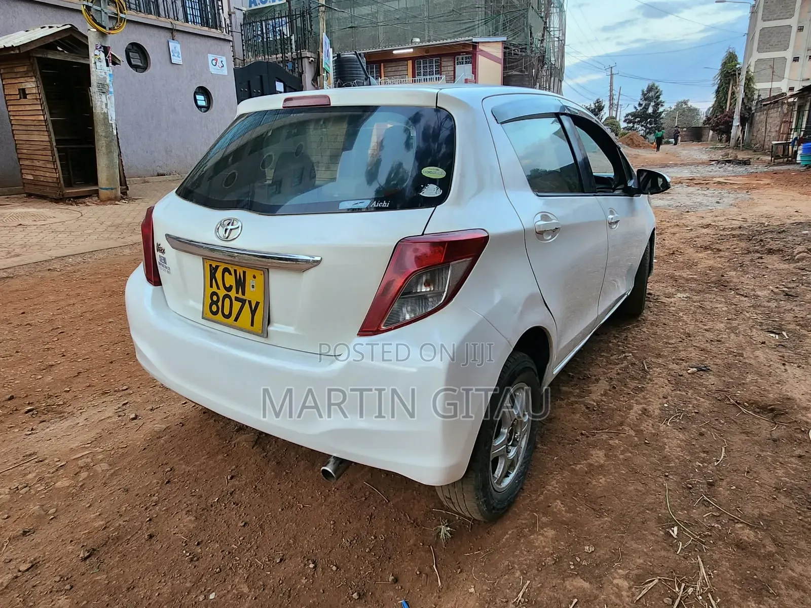 Toyota Vitz 2012 White