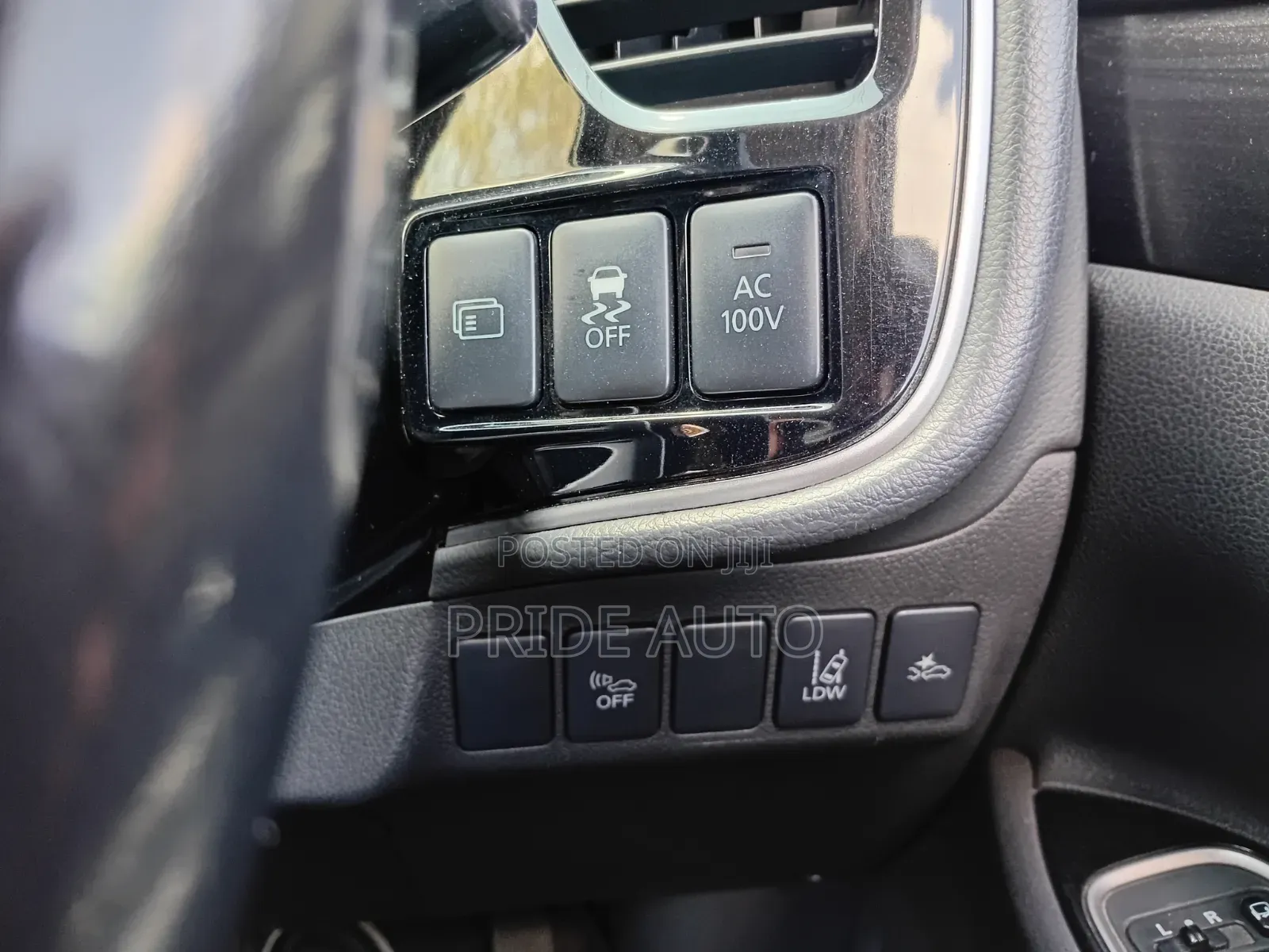 Mitsubishi Outlander 2016 Black
