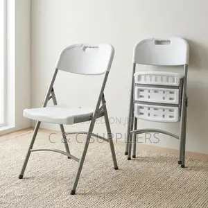 Folding Indoor/Outdoor Plastic Chair