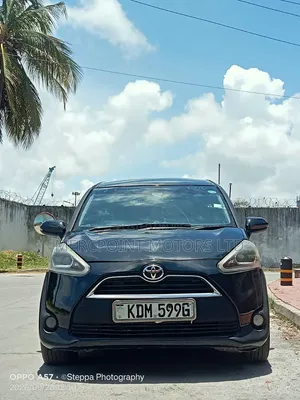 Toyota Sienta 2016 Matt Black