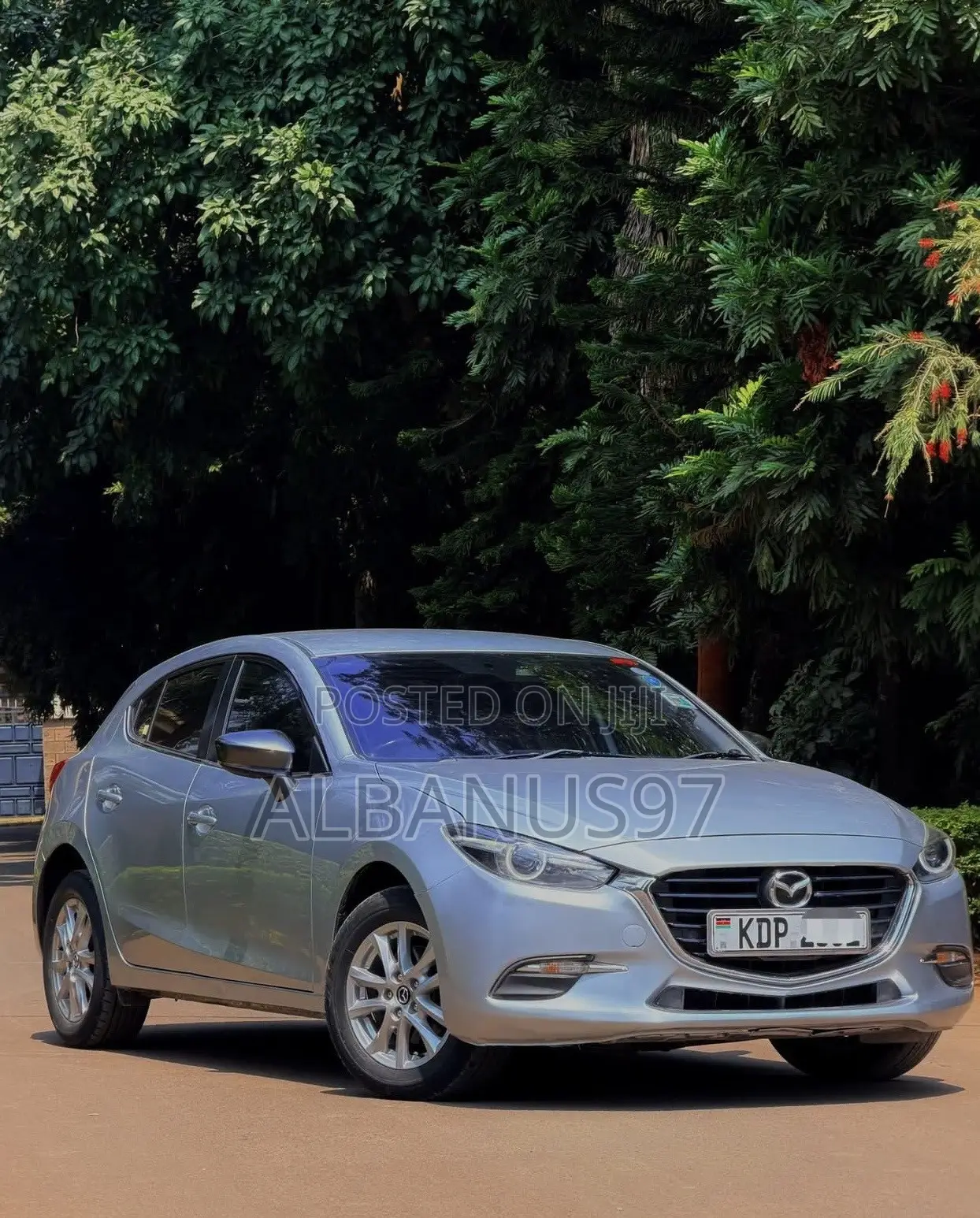 Mazda Axela 2017 Silver