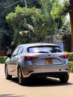 Mazda Axela 2017 Silver
