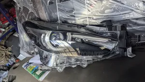 Mazda Axela 2018/2019 Headlight