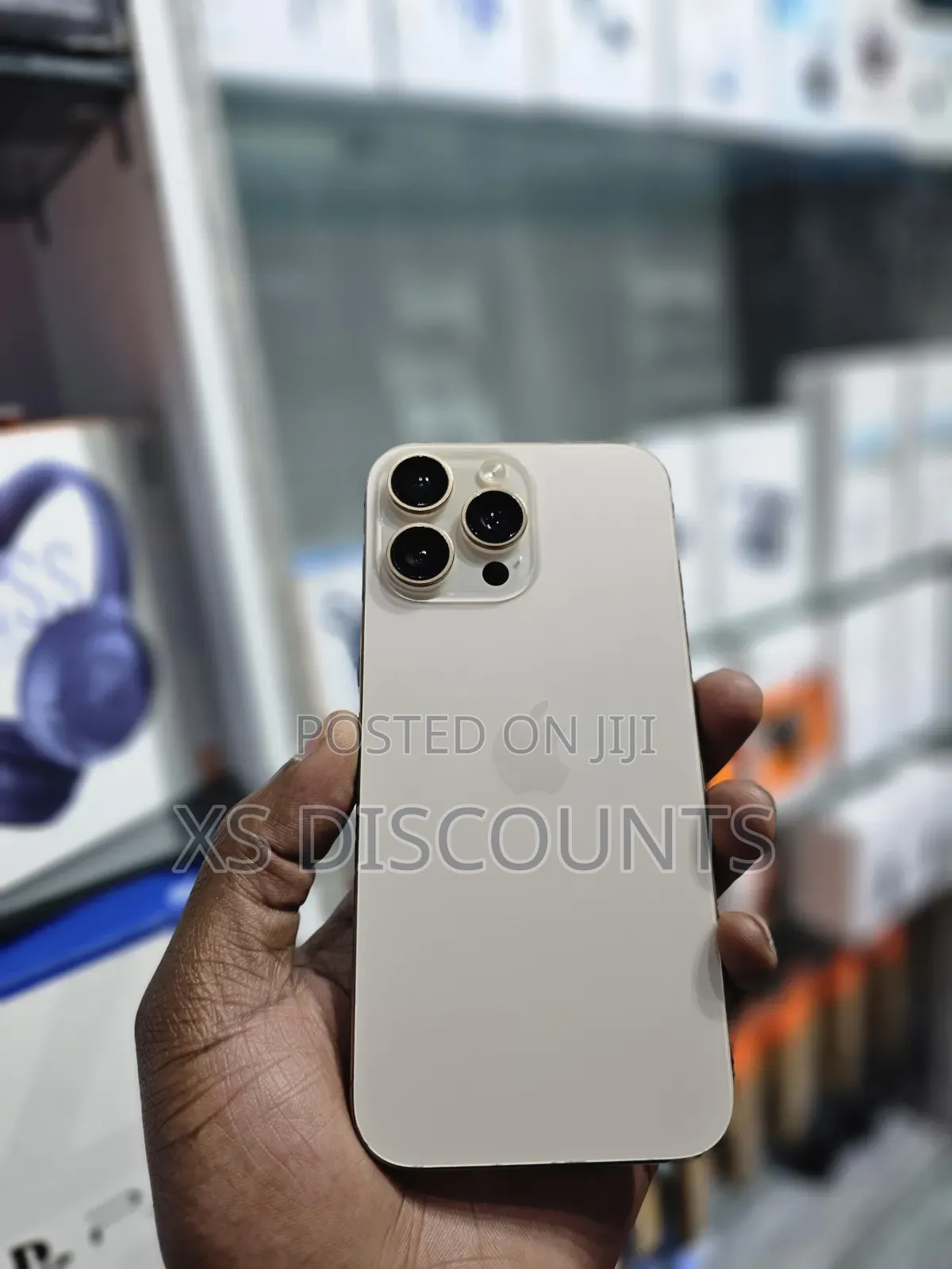 New Apple iPhone 16 Pro Max 256 GB Gold