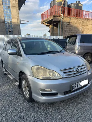 Toyota Ipsum 2005 Silver