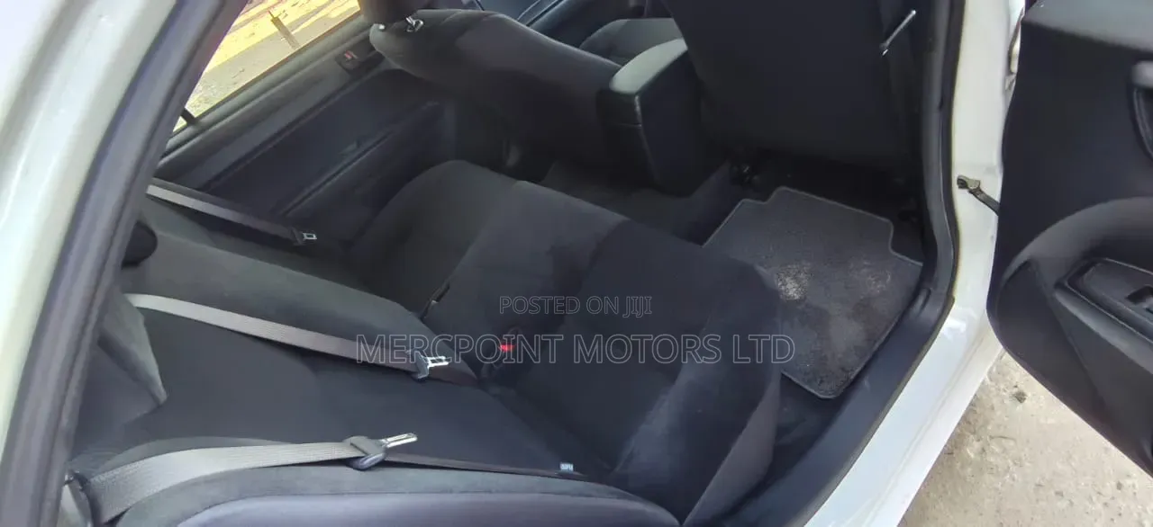 Toyota Corolla Fielder 2013 Blue