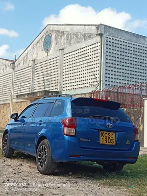 Toyota Corolla Fielder 2013 Blue