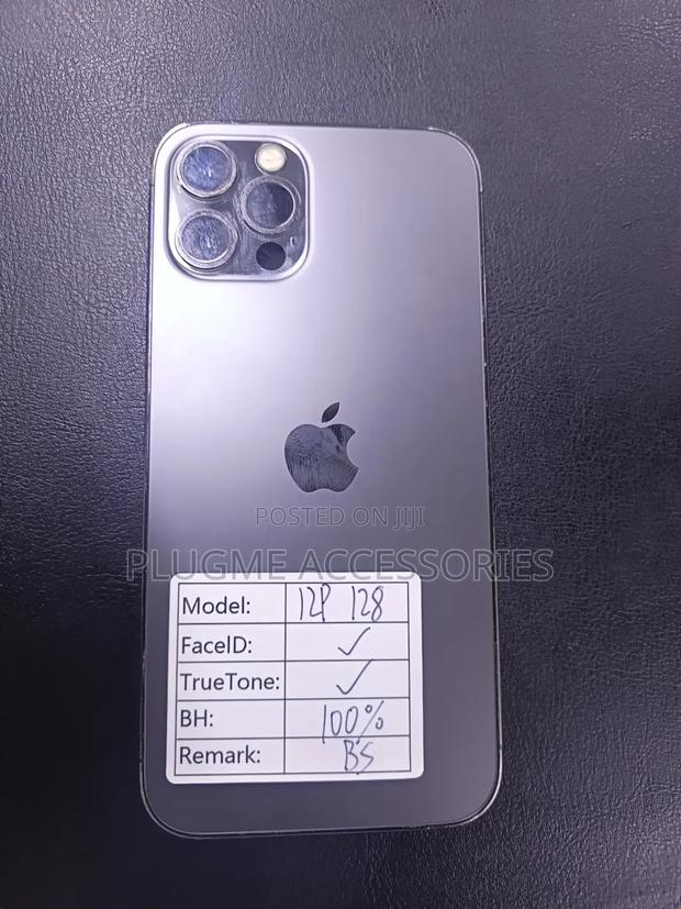 Apple iPhone 12 Pro 128 GB Graphite - main view