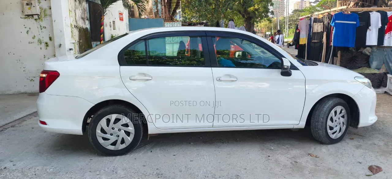 Toyota Axio 2018 White