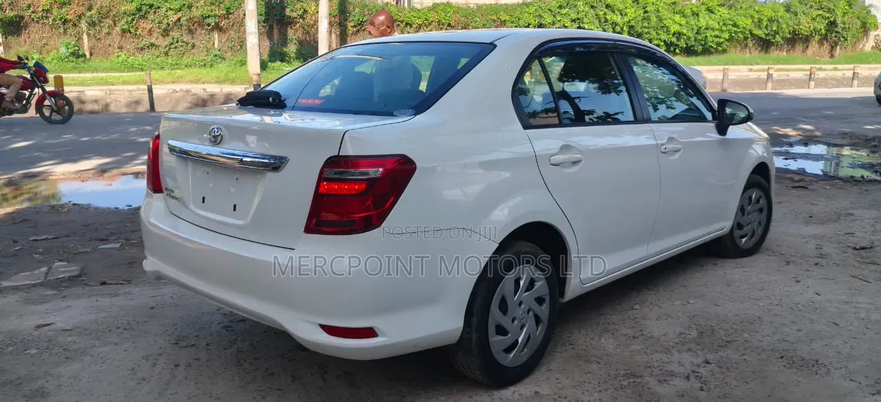 Toyota Axio 2018 White