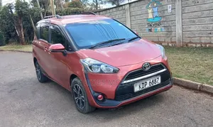 Toyota Sienta 2017 Brown