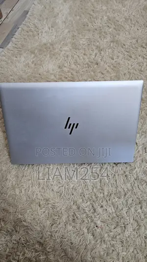 Laptop HP EliteBook 830 G8 8GB Intel Core i7 SSD 512GB