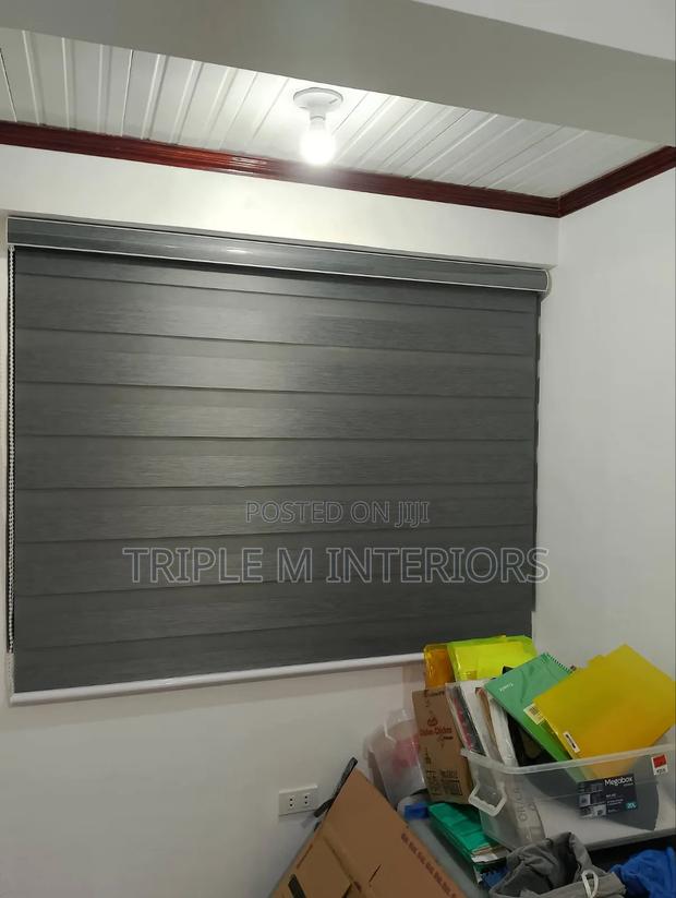 Stylish Horizontal Dual Layer Zebra Roller Blinds - thumbnail 2