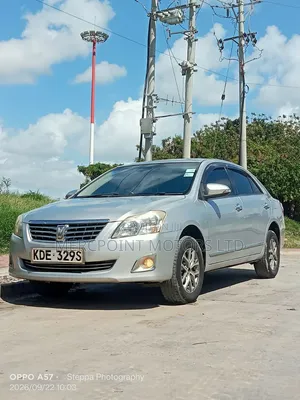 Toyota Premio 2014 Silver