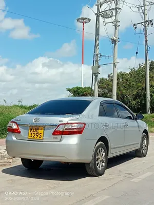 Toyota Premio 2014 Silver