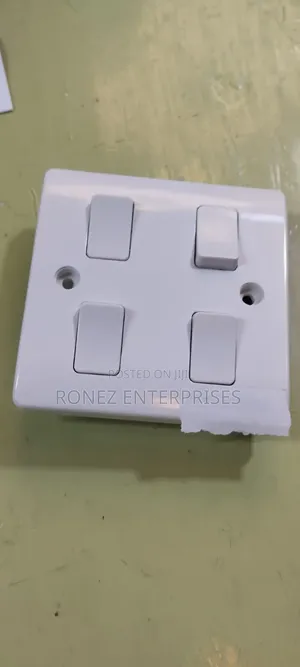 Switch 4 Ways Gang White