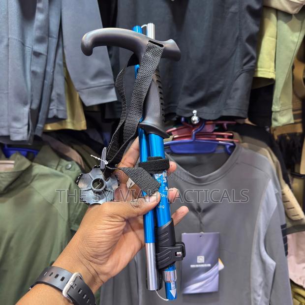 Original Foldable Hiking Stick - thumbnail 2
