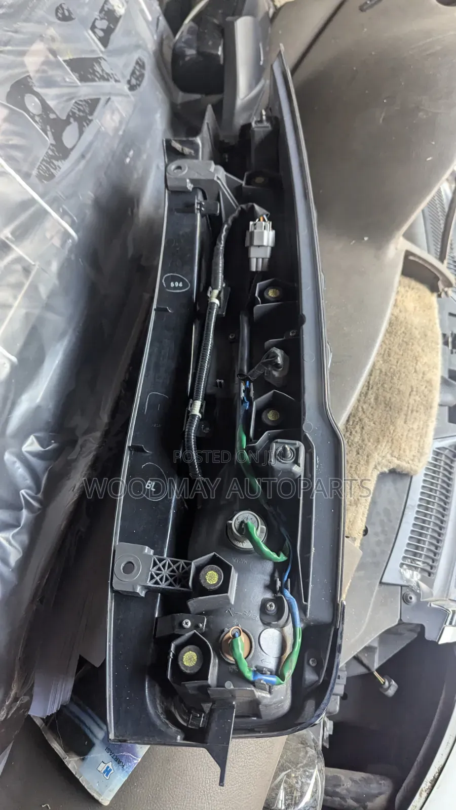 Toyota Voxy 2015 Backlight