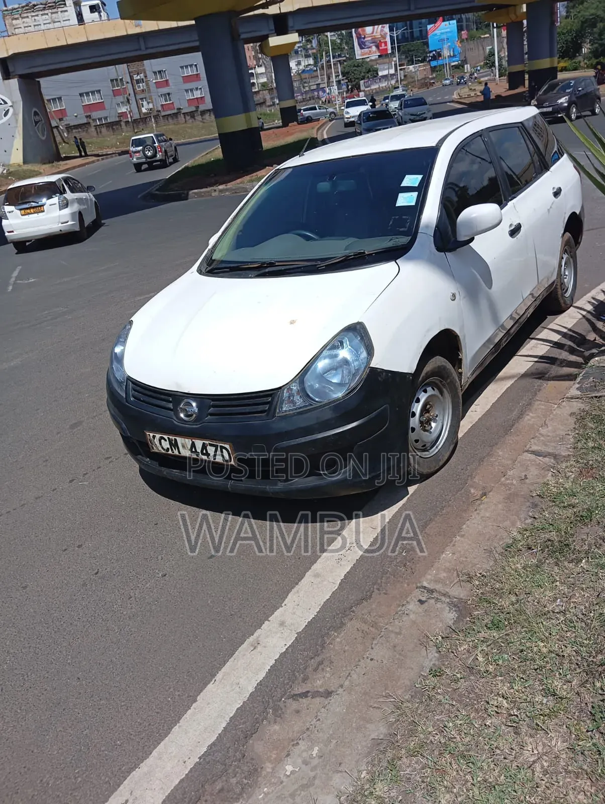 Nissan Advan 2010 White