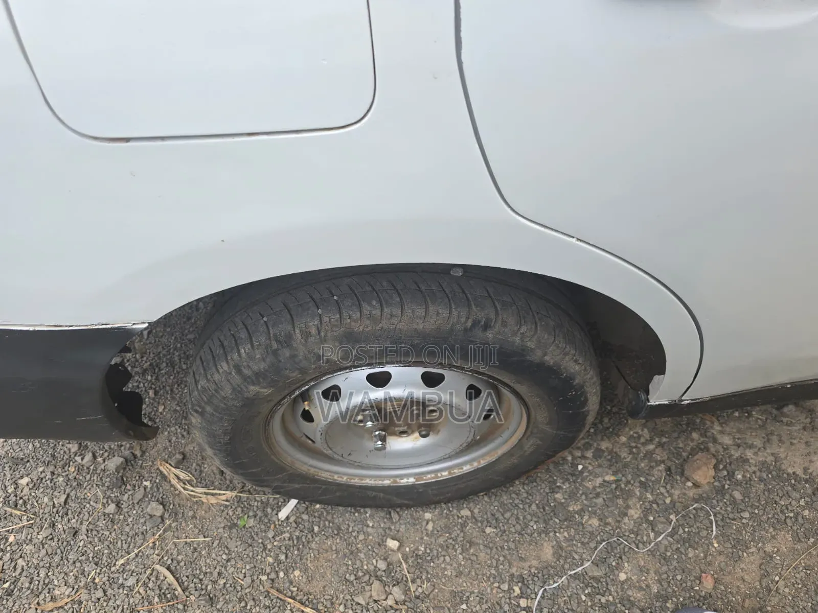 Nissan Advan 2010 White