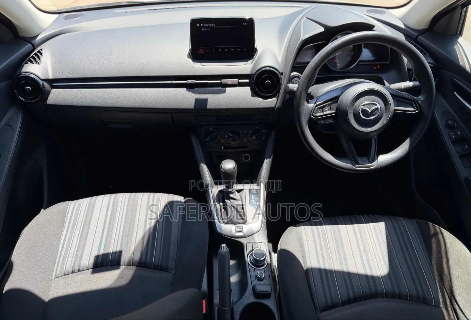 Mazda 2 2019 White