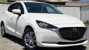 Mazda 2 2019 White