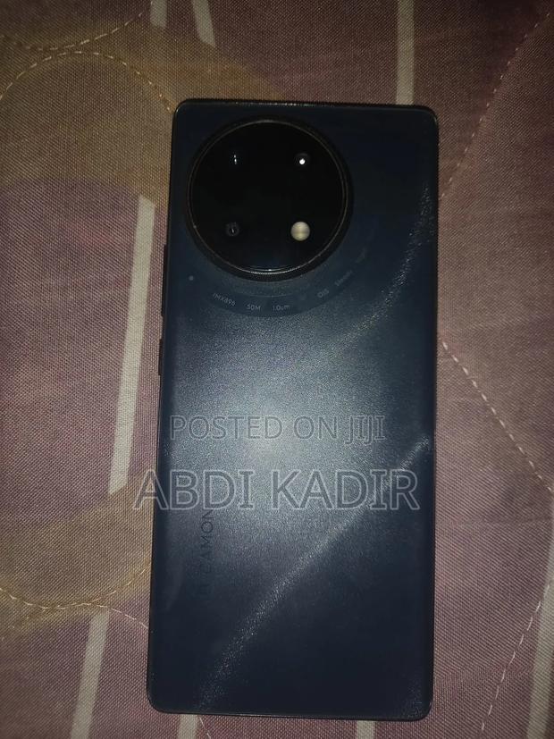 Tecno Camon 30 256 GB Gray - thumbnail 3